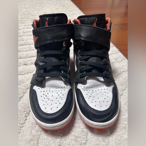 Jordan 1 High FlyEase Turf Orange USED (New selling for $300) Worn 4 times - Picture 4 of 10